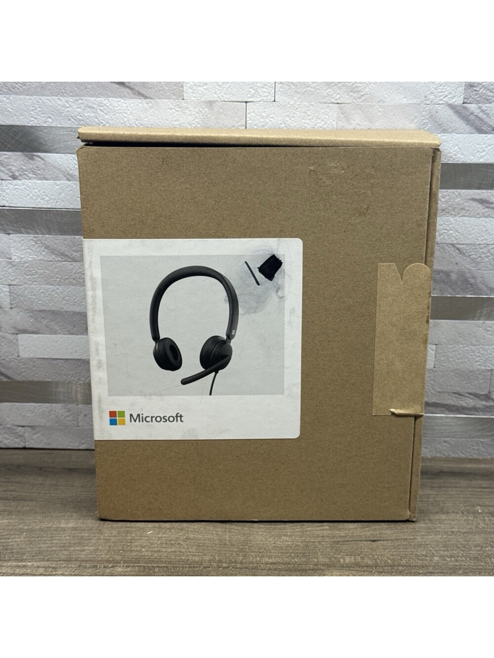 *NEW Microsoft 6IG-00001 Modern USB Headset - Stereo Wired On-ear Binaural Noise